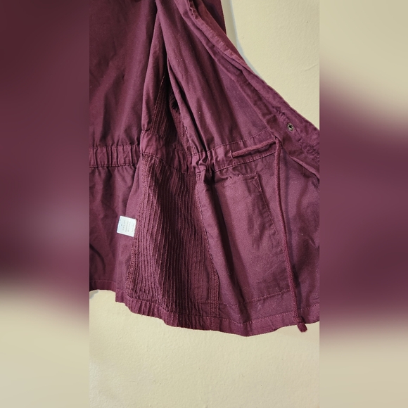 Utility Jacket - Picture 4 of 7